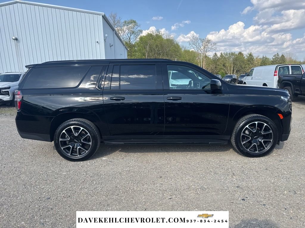 Used 2021 Chevrolet Suburban RST AWD/4WD image 52