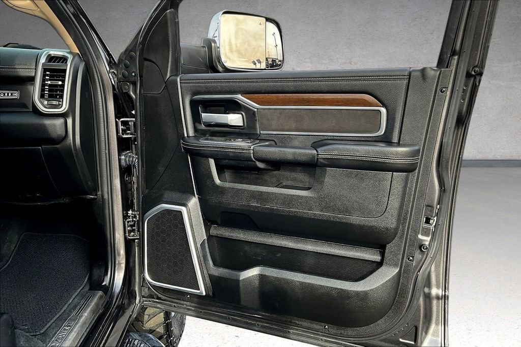 Used 2022 RAM 2500 Laramie image 34