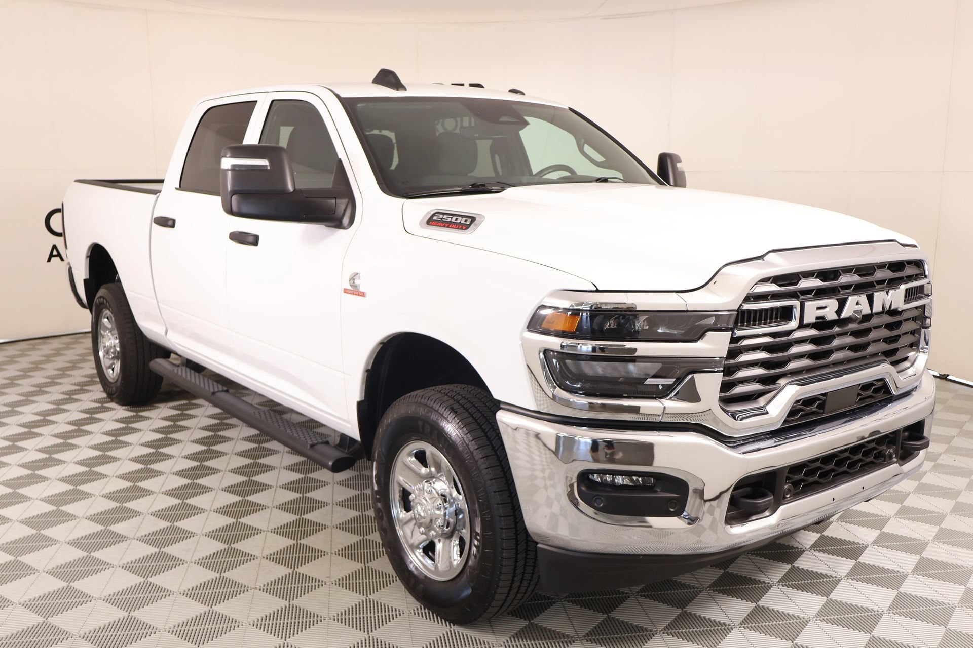 Used 2025 RAM 2500 Tradesman AWD/4WD image 1