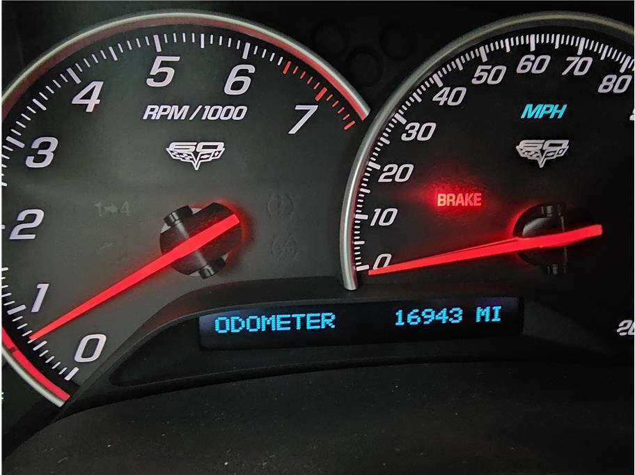 Used 2013 Chevrolet Corvette Grand Sport w/ 4LT Preferred Equipment Group image 15