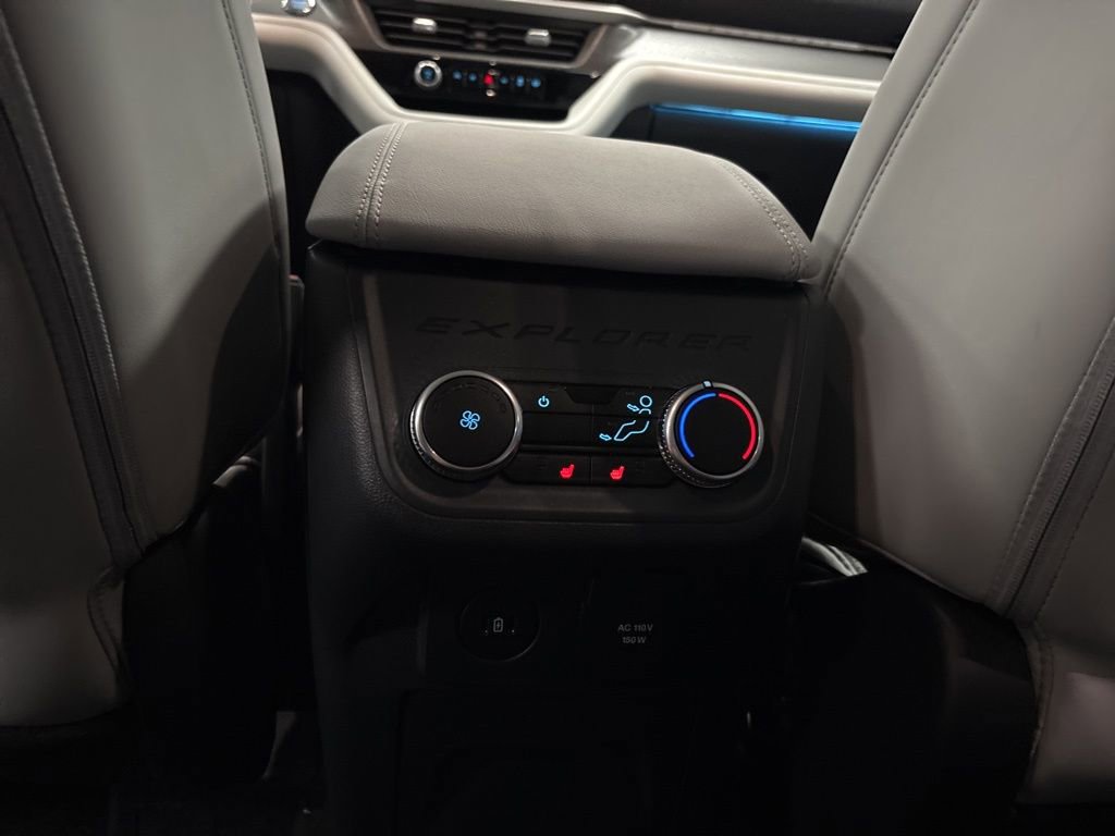 New 2026 Ford Explorer Platinum w/ LUX Leather Package image 24