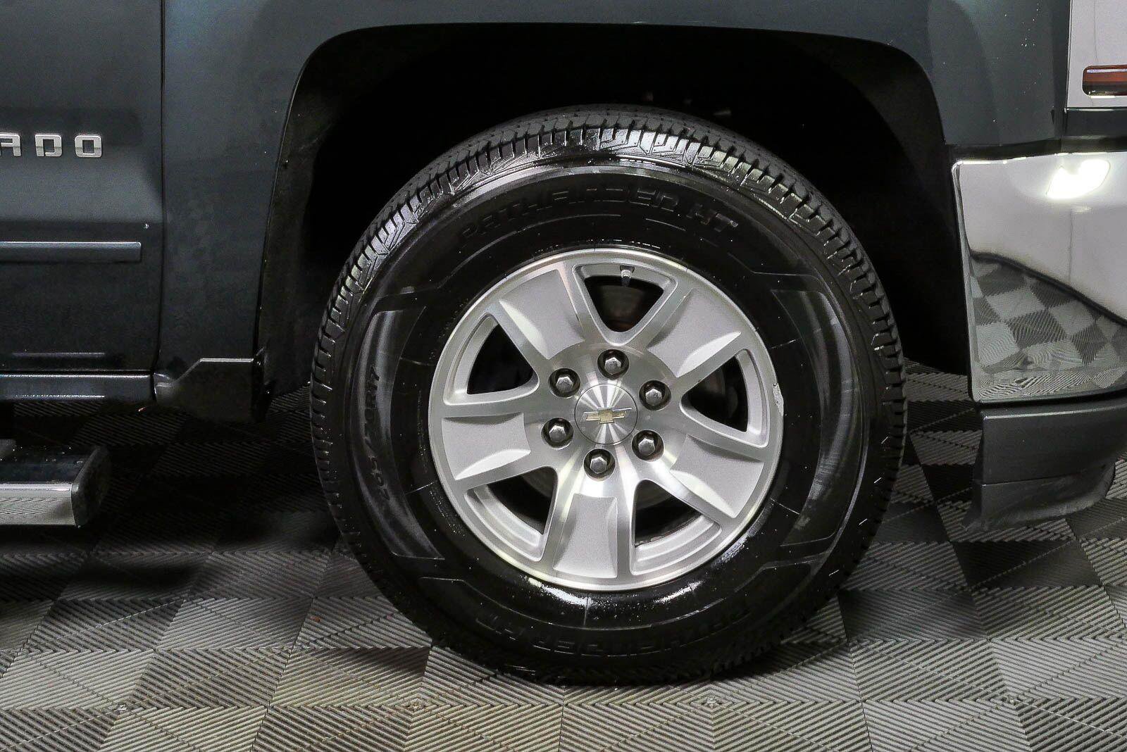 Used 2017 Chevrolet Silverado 1500 LT w/ All Star Edition RWD image 35