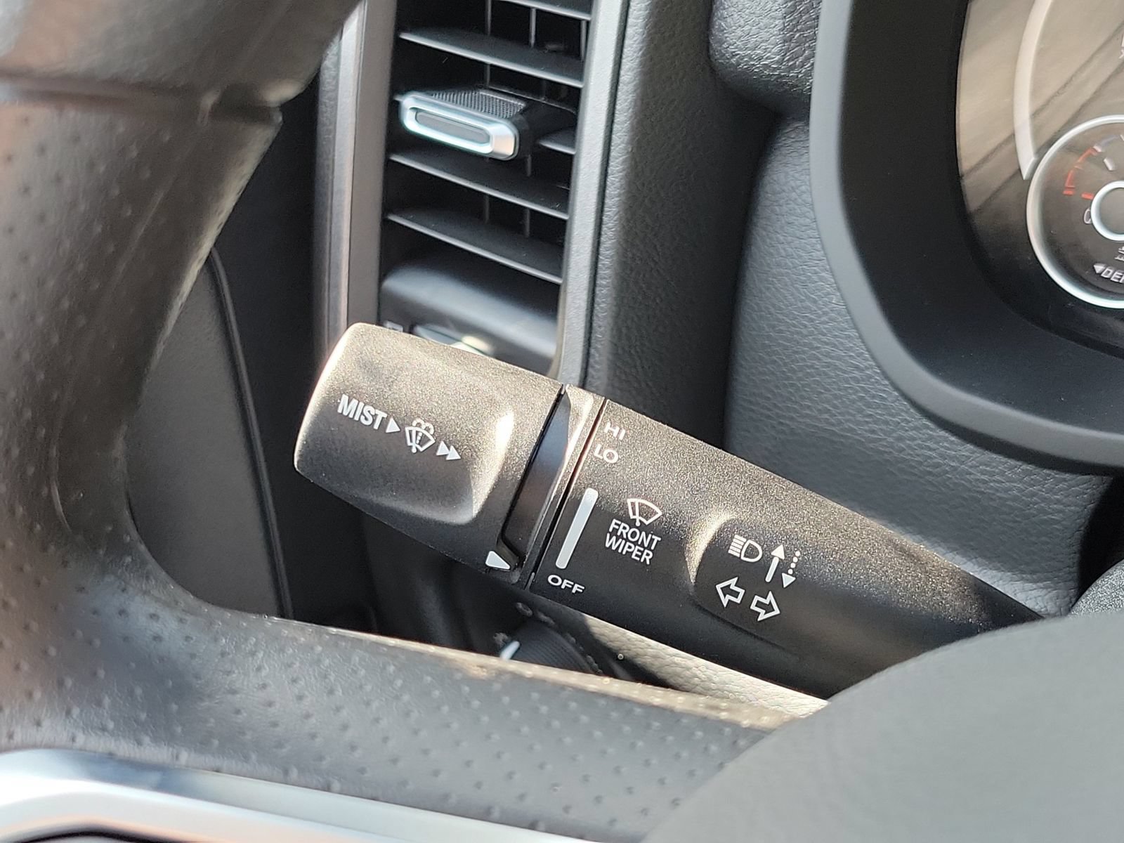New 2027 RAM 3500 Tradesman AWD/4WD image 15