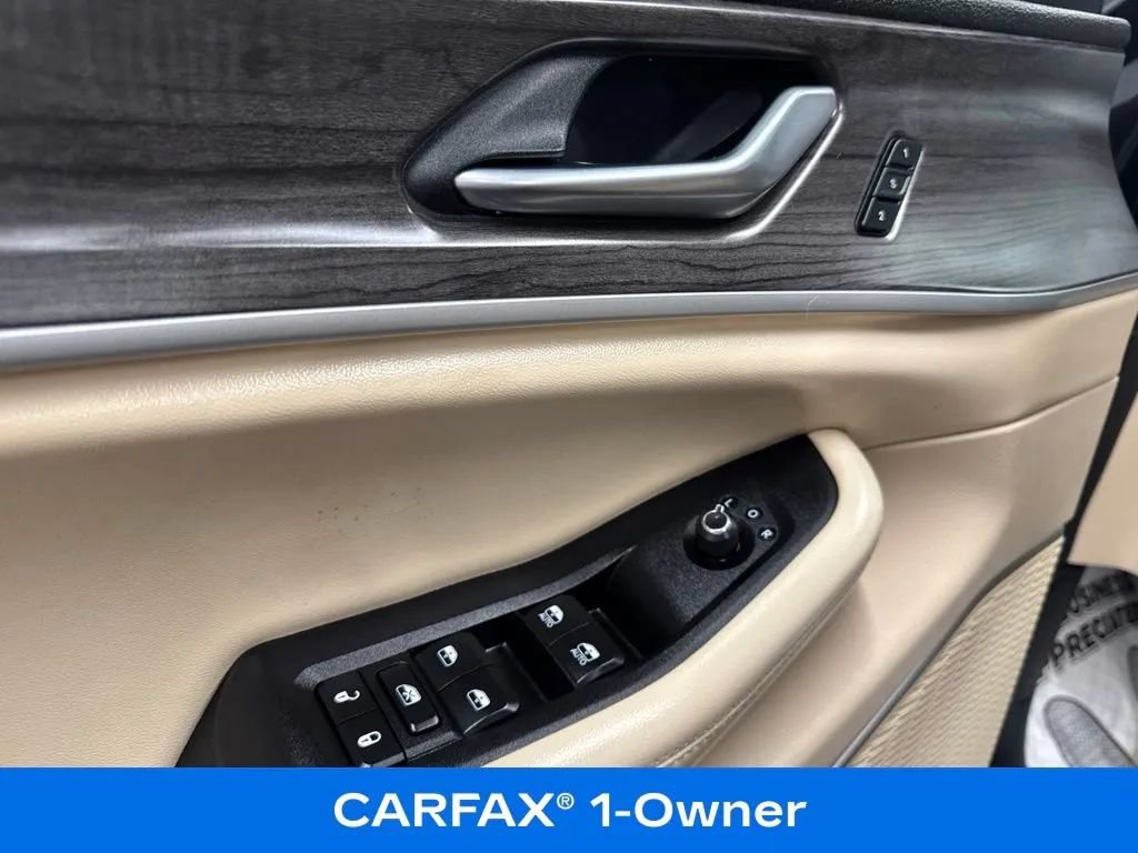 Used 2022 Jeep Grand Cherokee Limited 4xe AWD/4WD image 9