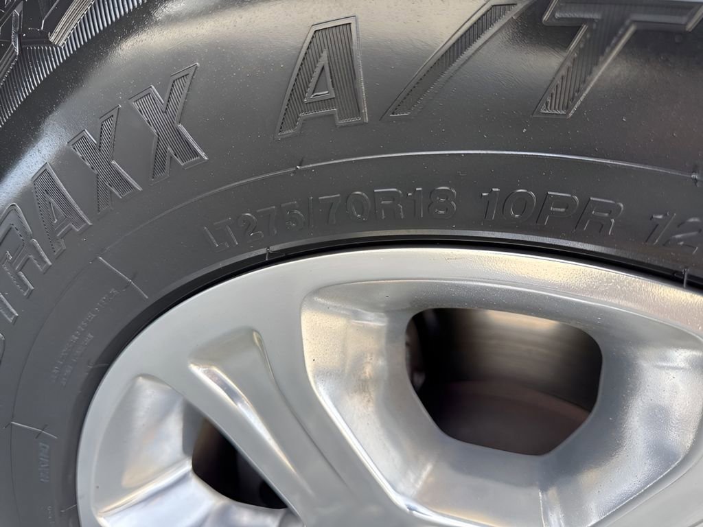 Used 2024 RAM 2500 Big Horn AWD/4WD image 33