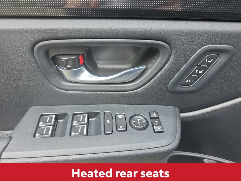 Used 2025 Honda Pilot Black Edition image 21