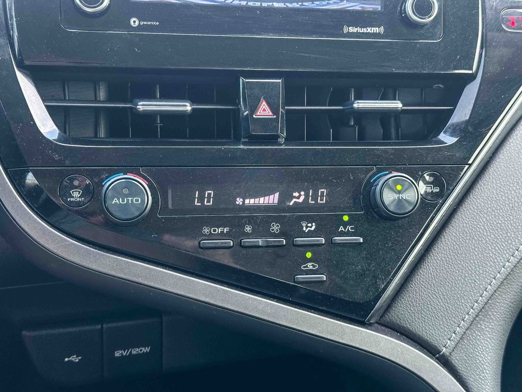 Used 2023 Toyota Camry SE image 31