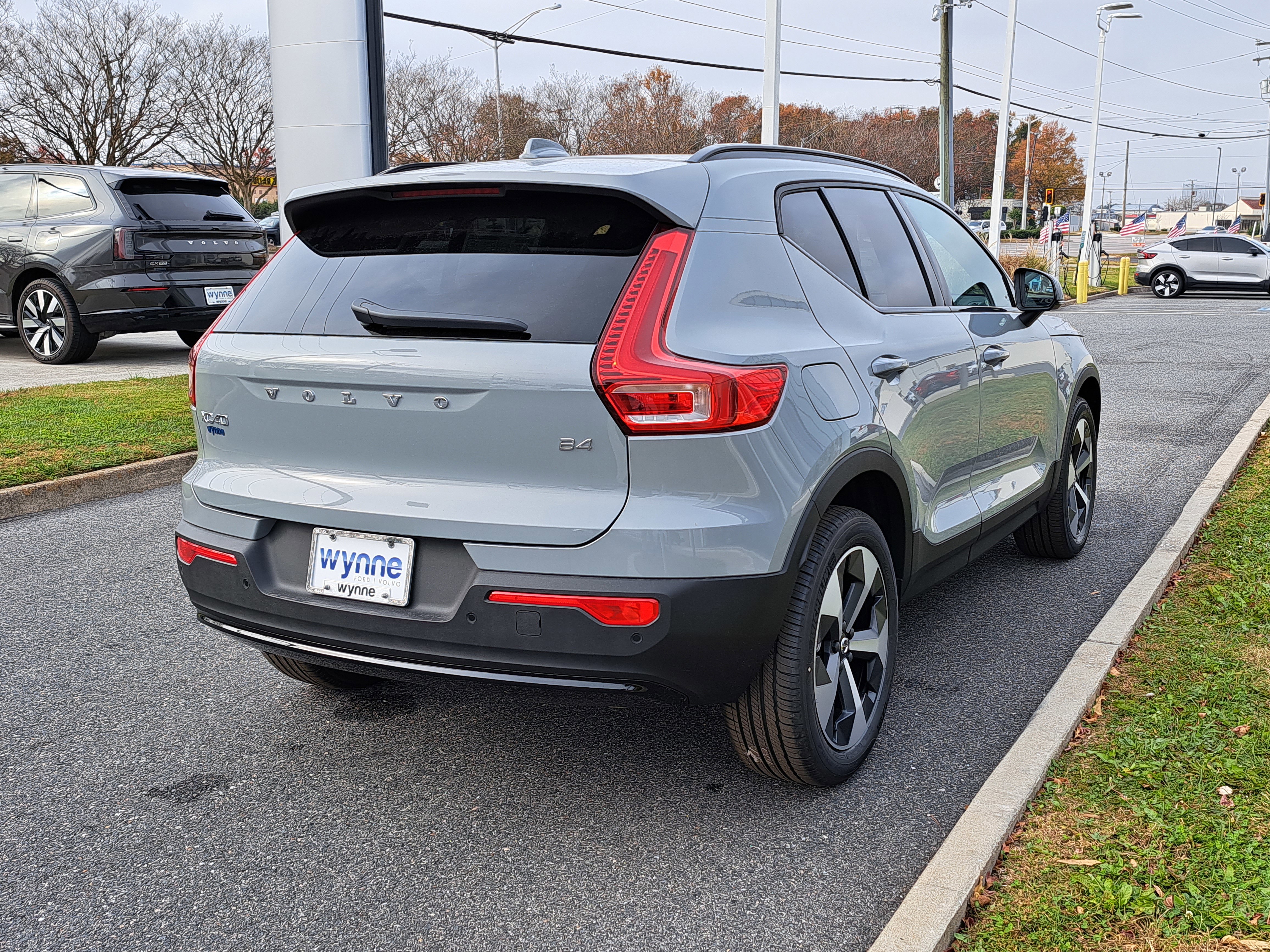 New 2026 Volvo XC40 B4 Core image 3