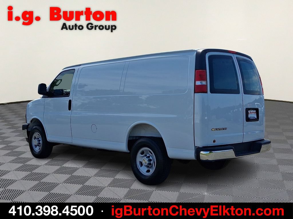 New 2026 Chevrolet Express 2500 w/ Driver Convenience Package RWD image 3