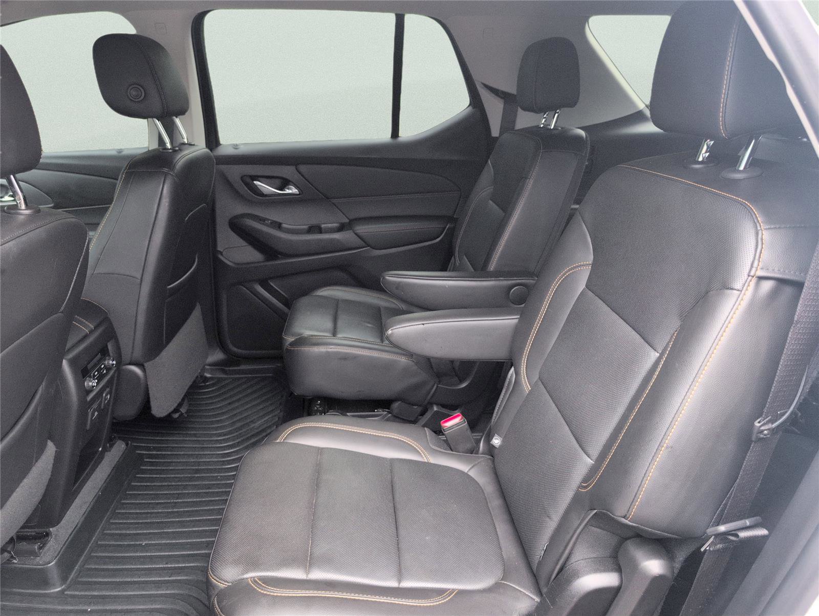 Used 2021 Chevrolet Traverse Premier w/ Redline Edition FWD image 34