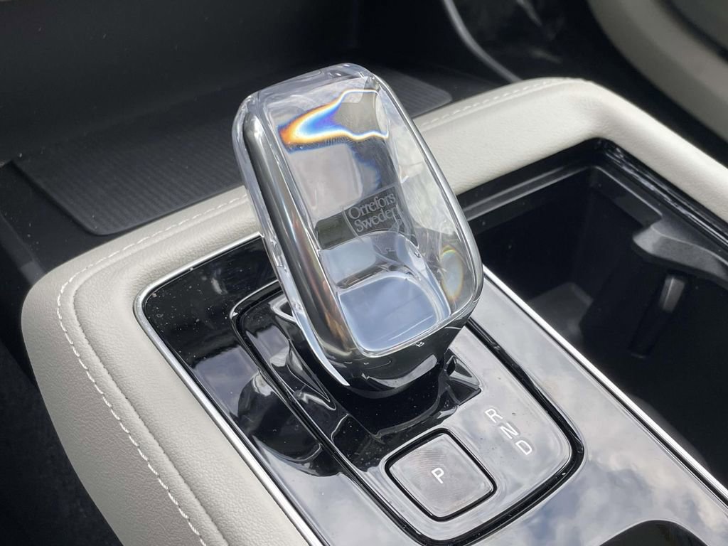 Used 2026 Volvo XC90 B6 Ultra w/ Lounge Package image 44