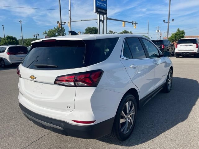 Used 2024 Chevrolet Equinox LT w/ LPO, Floor Liner Package FWD image 3