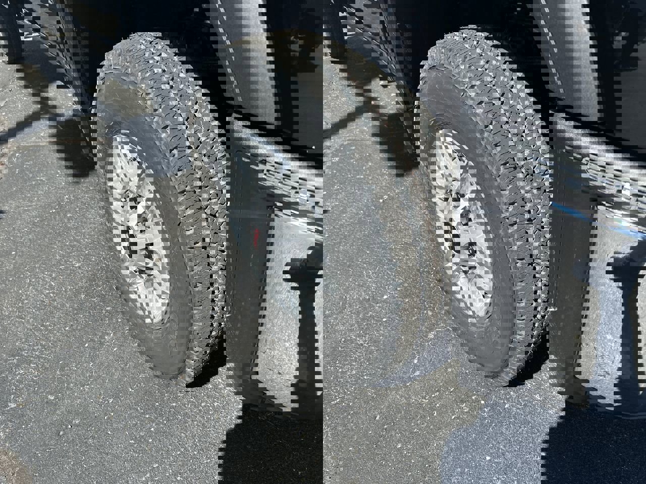 New 2025 GMC Sierra 2500 Pro w/ Convenience Package image 10