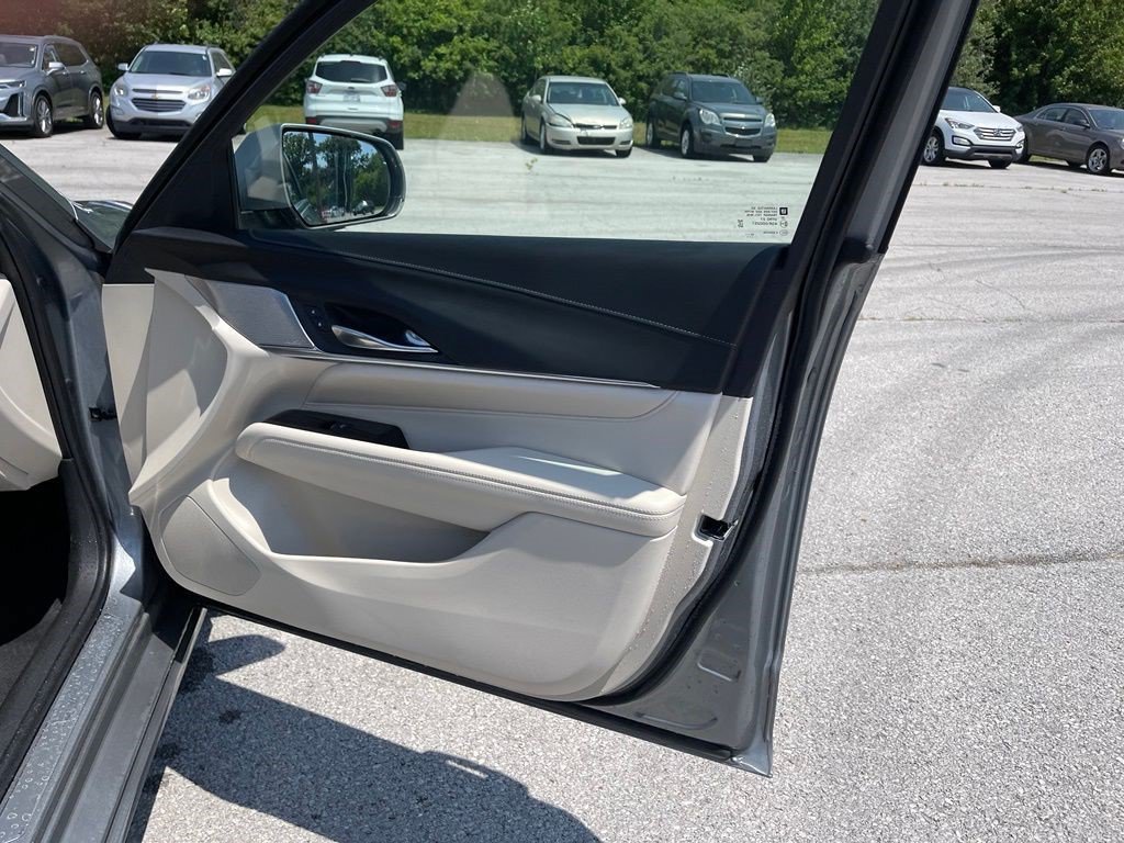 Certified 2023 Cadillac CT4 Premium Luxury AWD/4WD image 18