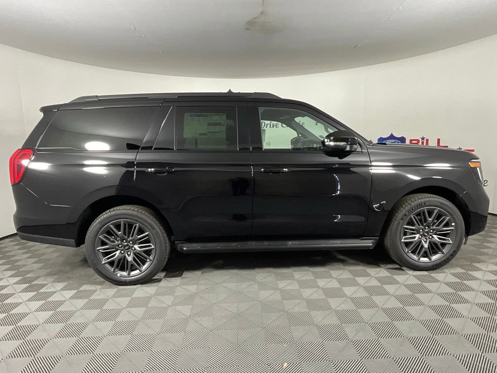 New 2026 Ford Expedition Platinum w/ Stealth Appearance Package image 2