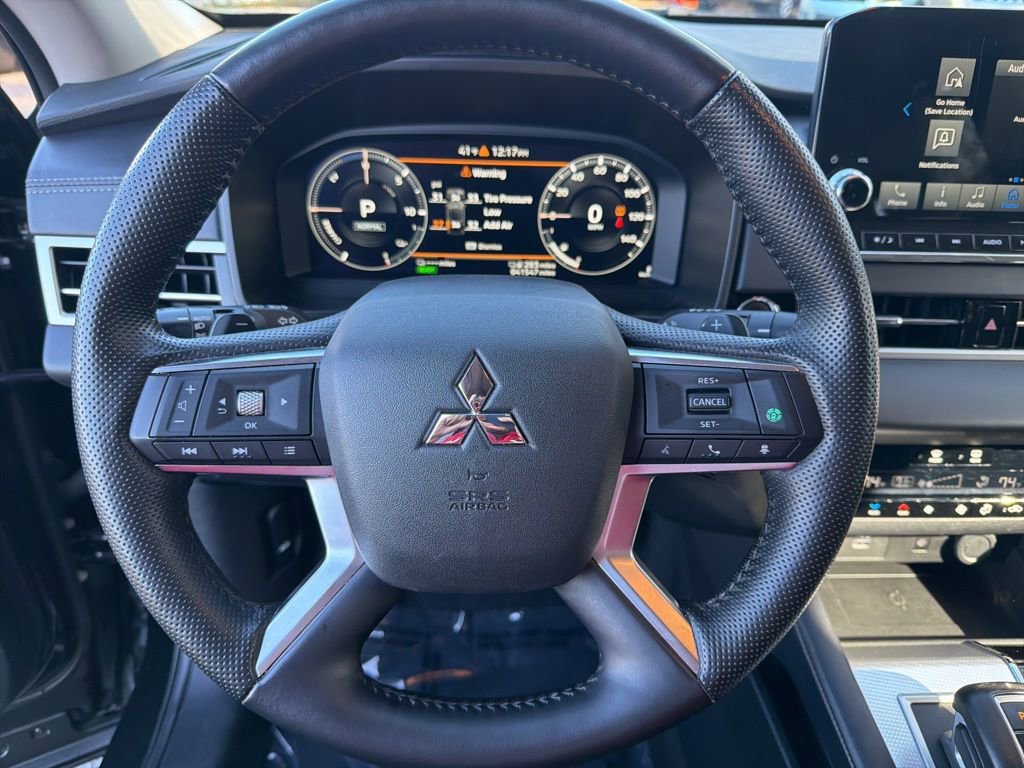 Used 2024 Mitsubishi Outlander 4WD Plug-In Hybrid image 15