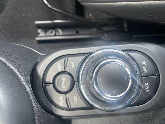 Used 2023 MINI Cooper S image 32