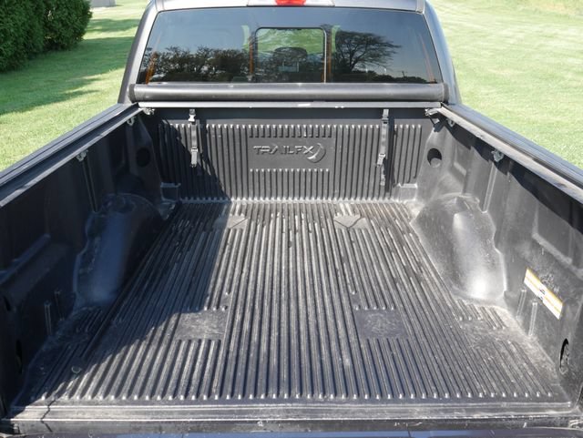 Used 2018 Ford F150 XLT w/ Equipment Group 302A Luxury AWD/4WD image 12