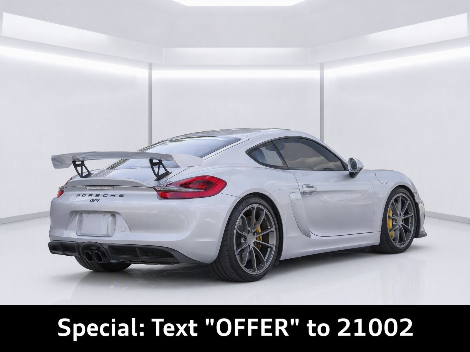 Used 2016 Porsche Cayman GT4 RWD image 4
