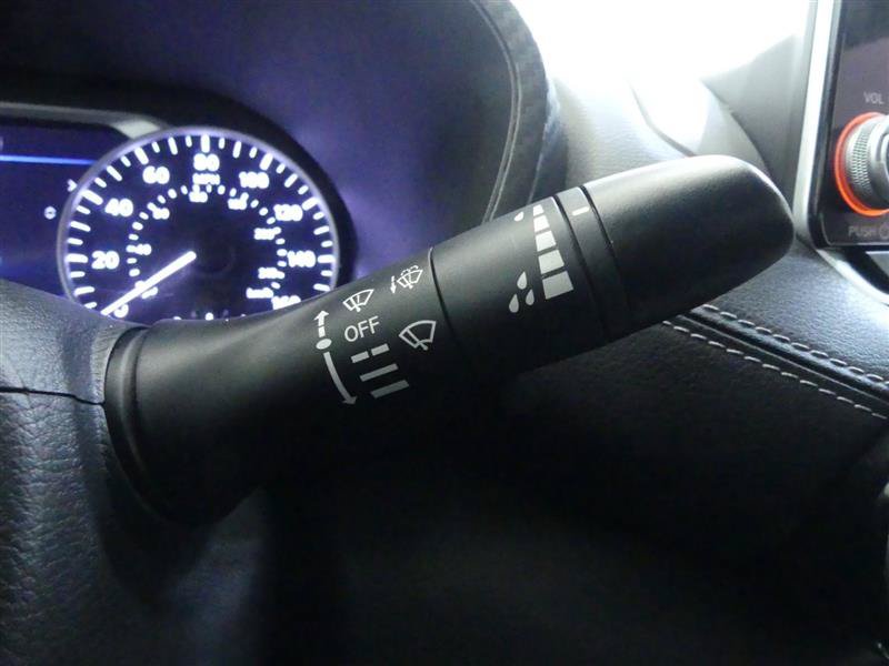 Used 2022 Nissan Sentra SV w/ All-Weather Package FWD image 17