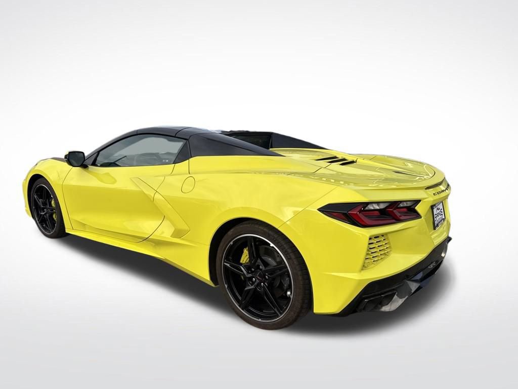 Used 2023 Chevrolet Corvette Stingray Preferred Conv w/ Stealth Interior Trim Package image 3