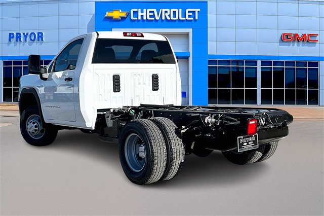 New 2026 GMC Sierra 3500 Pro w/ Convenience Package image 3