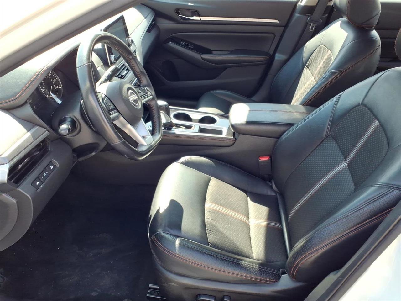 Used 2024 Nissan Altima 2.5 SR image 5