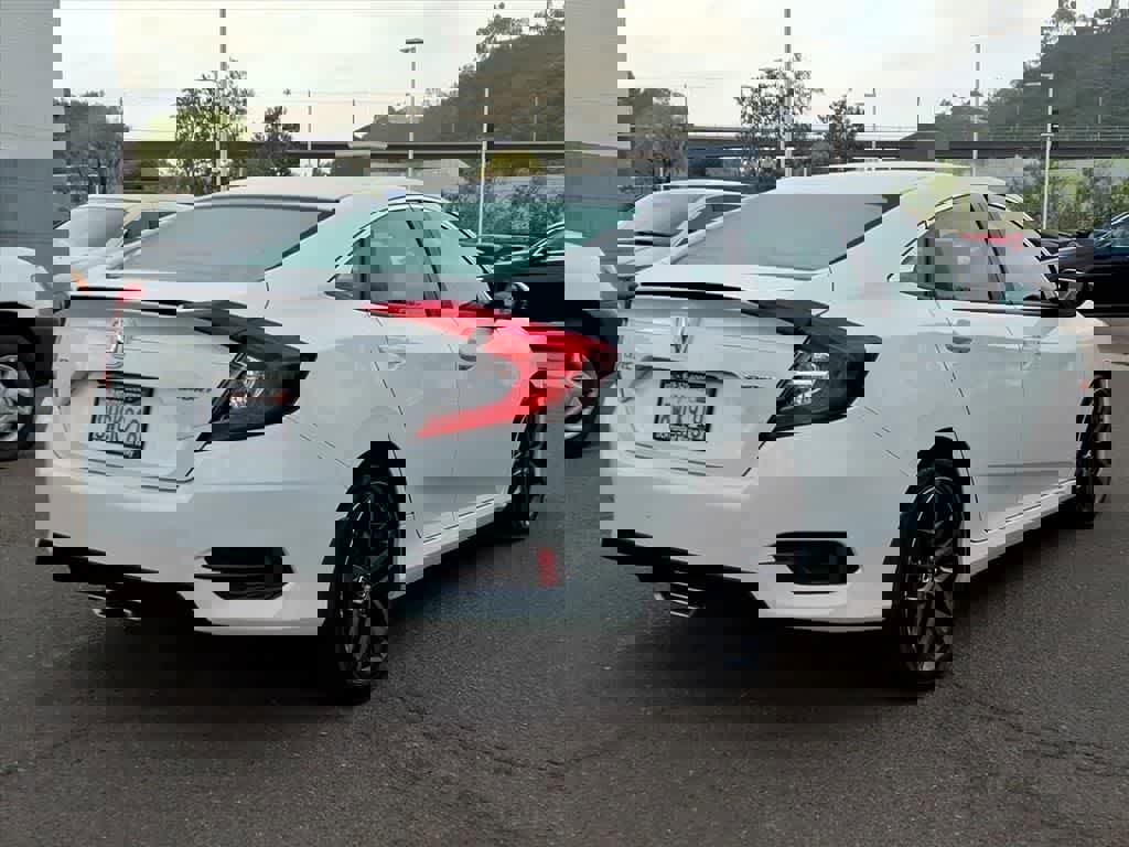 Used 2021 Honda Civic Sport image 4