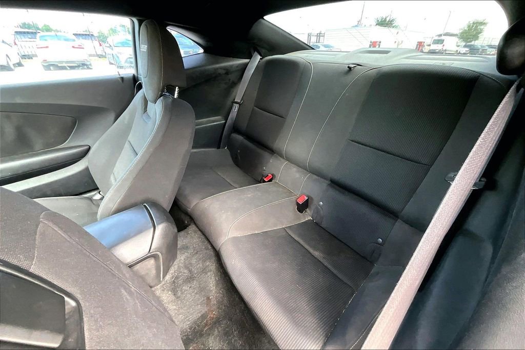 Used 2013 Chevrolet Camaro SS RWD image 31