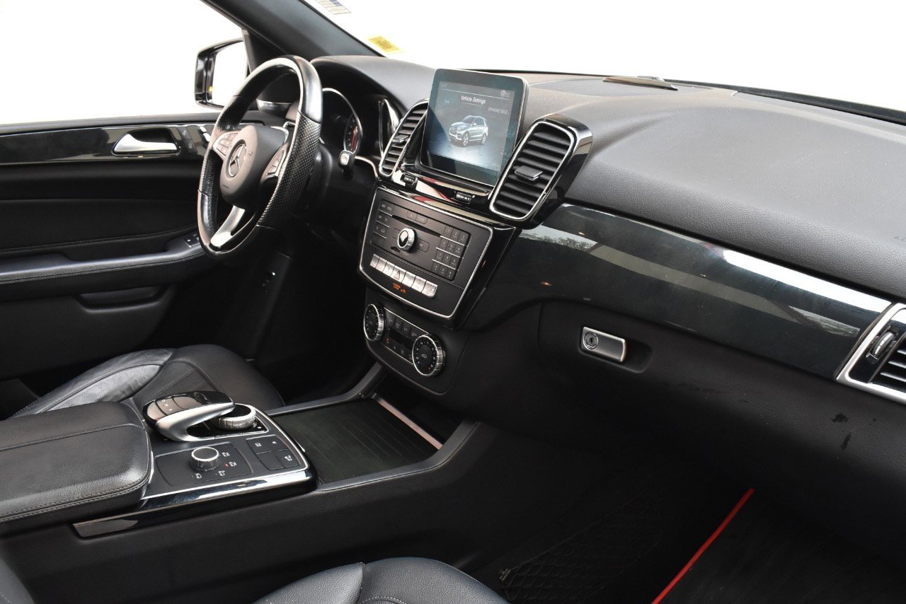 Used 2019 Mercedes-Benz GLE 400 4MATIC image 21