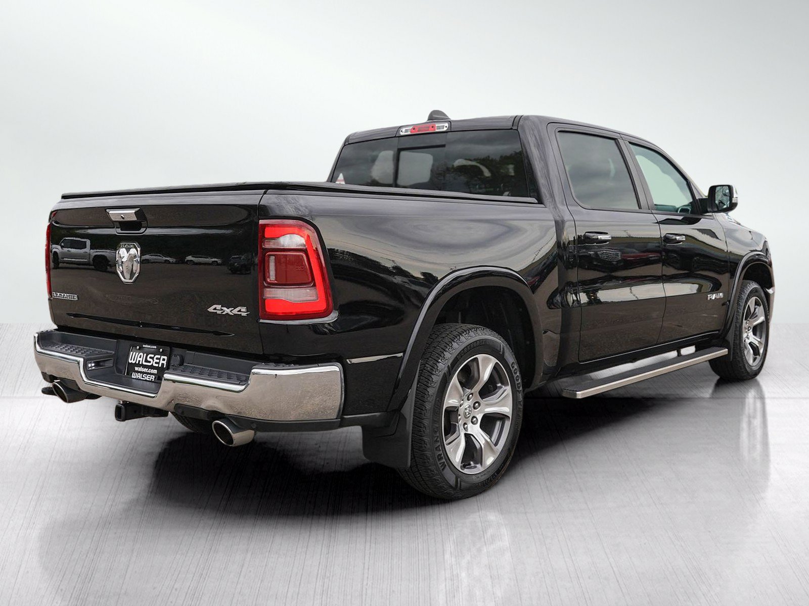 Used 2021 RAM 1500 Laramie AWD/4WD image 6