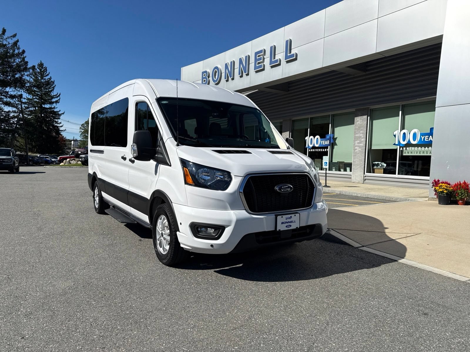 Used 2025 Ford Transit 350 XLT RWD image 6