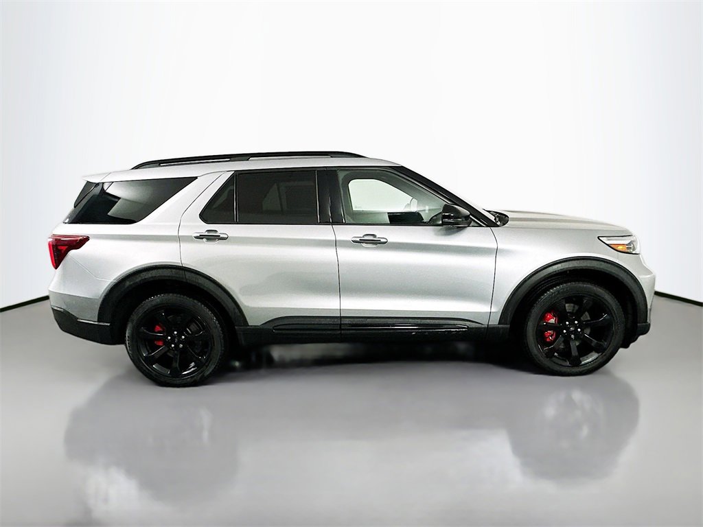 Used 2020 Ford Explorer ST w/ ST Street Pack image 8