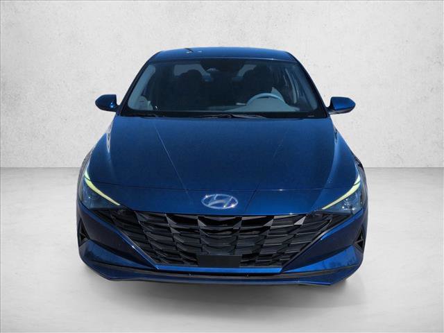 Used 2023 Hyundai Elantra SEL w/ Convenience Package FWD video 2