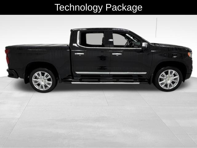 Certified 2024 Chevrolet Silverado 1500 High Country w/ High Country Premium Package AWD/4WD image 5