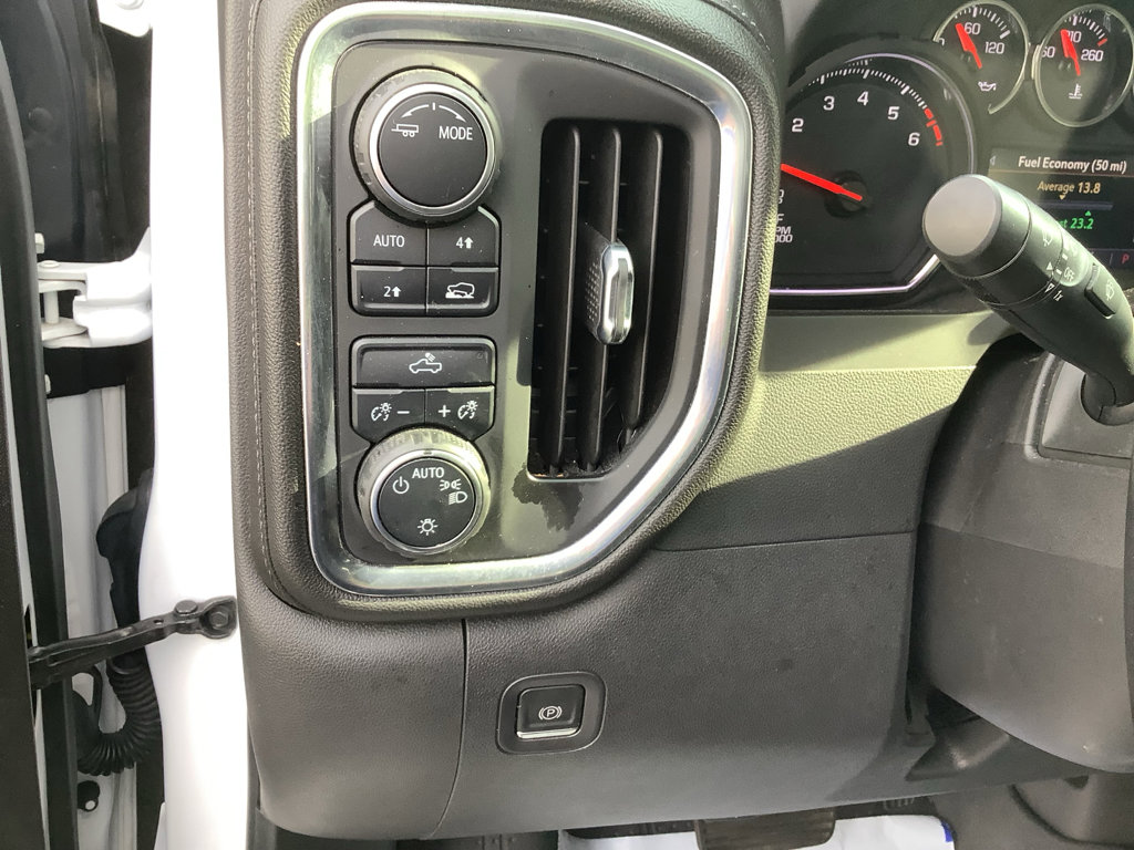 Used 2022 Chevrolet Silverado 1500 LT image 12