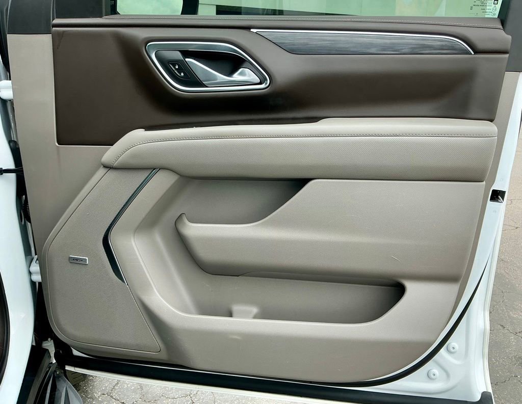 Used 2023 GMC Yukon SLT AWD/4WD image 22