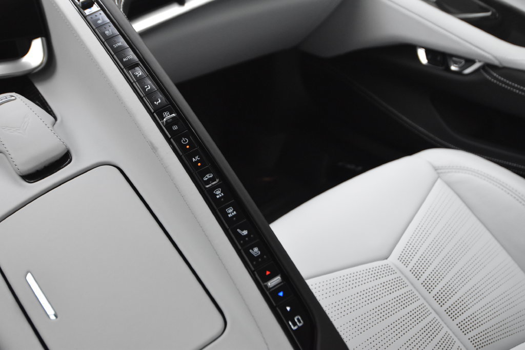 Used 2024 Chevrolet Corvette Z06 RWD image 62