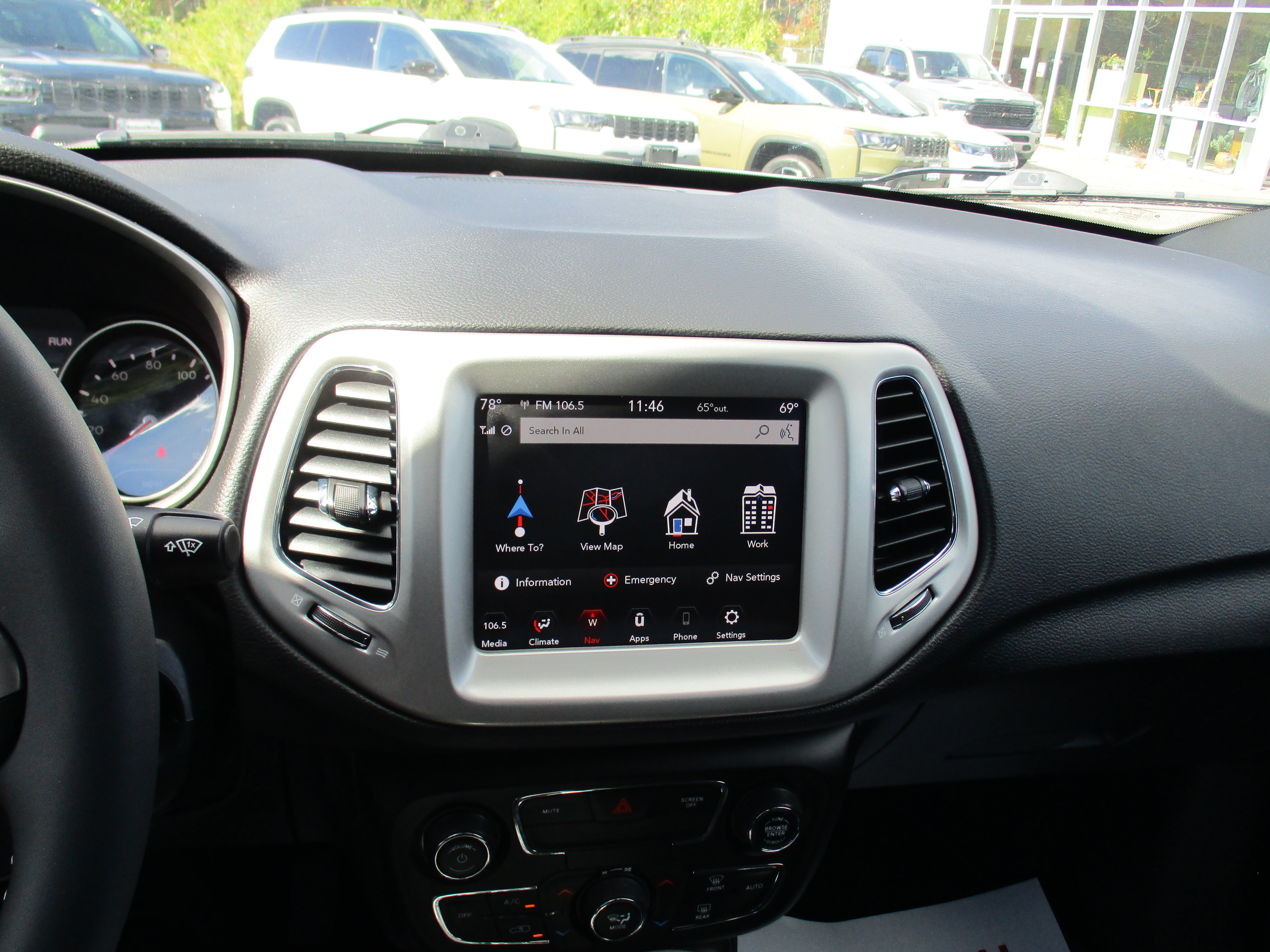 Certified 2021 Jeep Compass Latitude AWD/4WD image 15