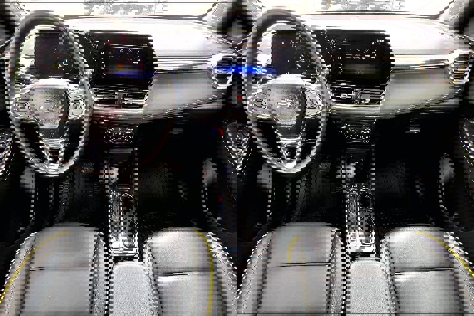 Used 2024 Chevrolet TrailBlazer ACTIV w/ Driver Confidence Package FWD image 14