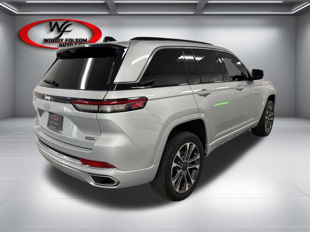 Used 2025 Jeep Grand Cherokee Overland w/ Luxury Tech Group IV AWD/4WD image 6