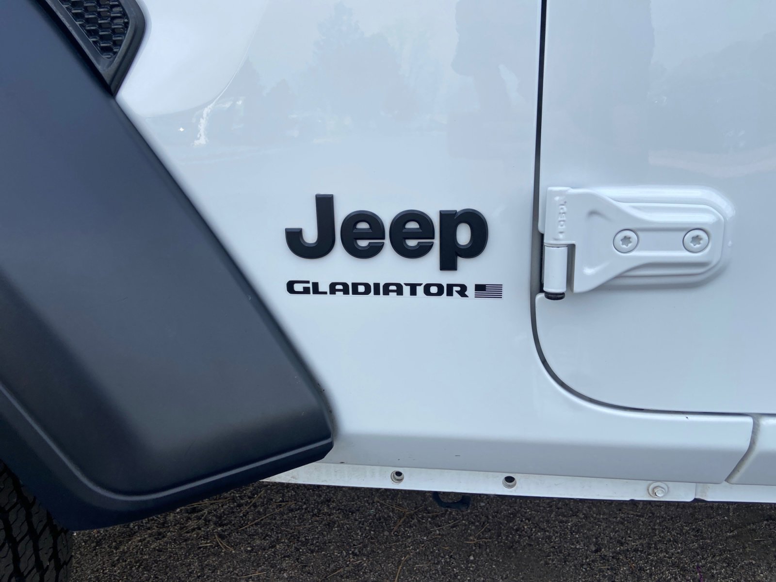 Used 2023 Jeep Gladiator Sport image 23