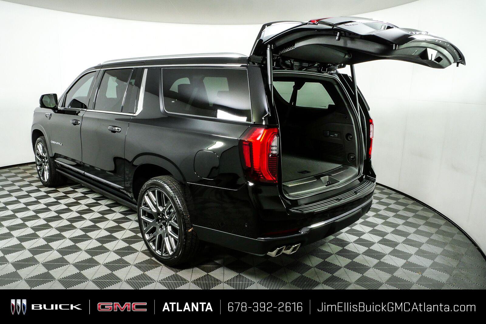 New 2026 GMC Yukon XL Denali Ultimate AWD/4WD image 36