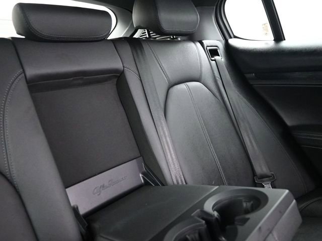 Used 2023 Alfa Romeo Stelvio Sprint AWD/4WD image 16