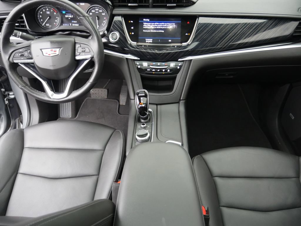 Used 2024 Cadillac XT6 Premium Luxury w/ Technology Package image 32