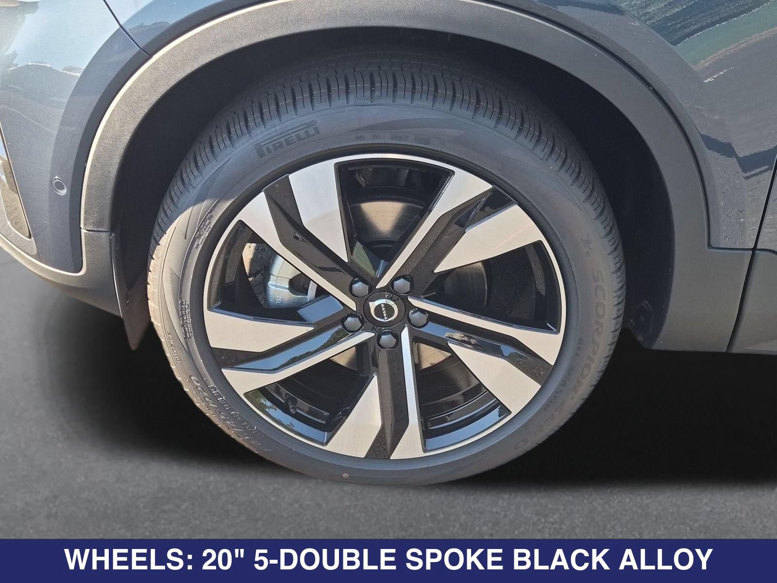 New 2026 Volvo XC40 B5 Ultra w/ Protection Package Premier AWD/4WD image 26