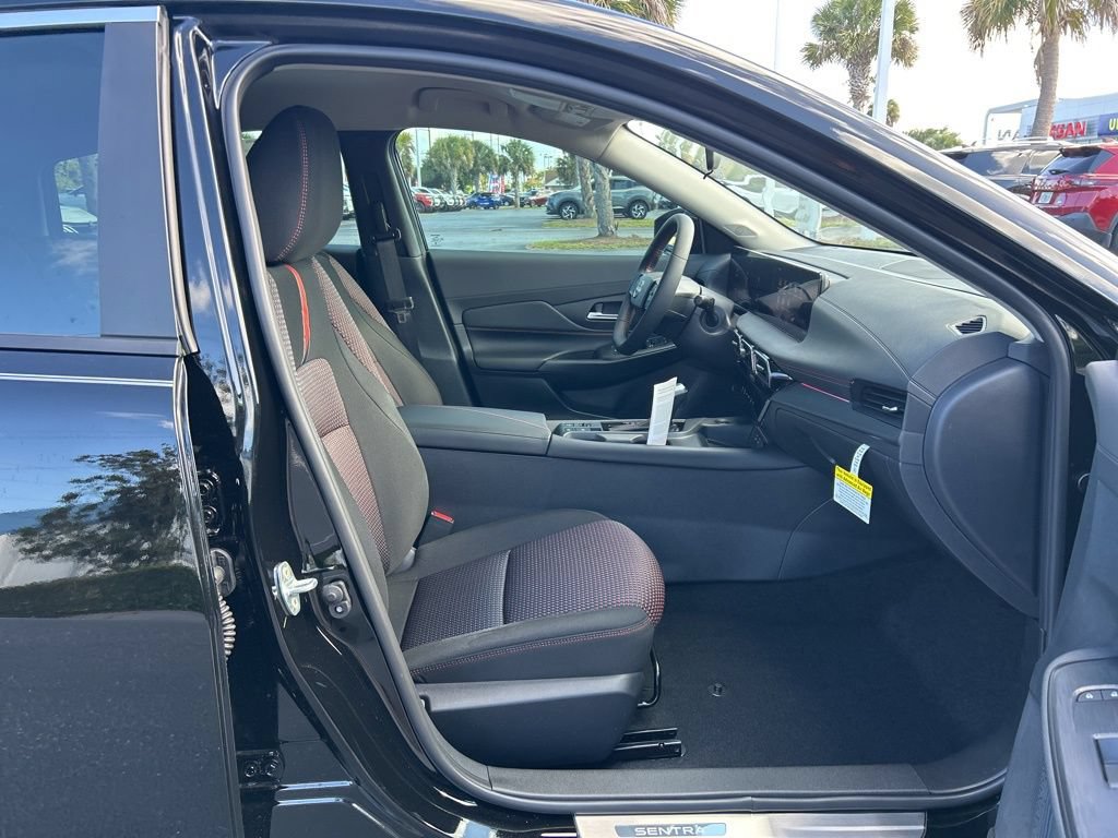 New 2026 Nissan Sentra SR w/ Floor Mat Package FWD image 40