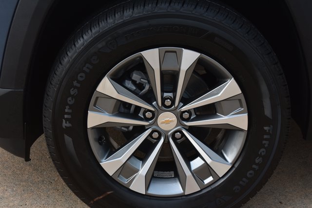 New 2027 Chevrolet Equinox LT w/ Convenience Package II FWD image 10