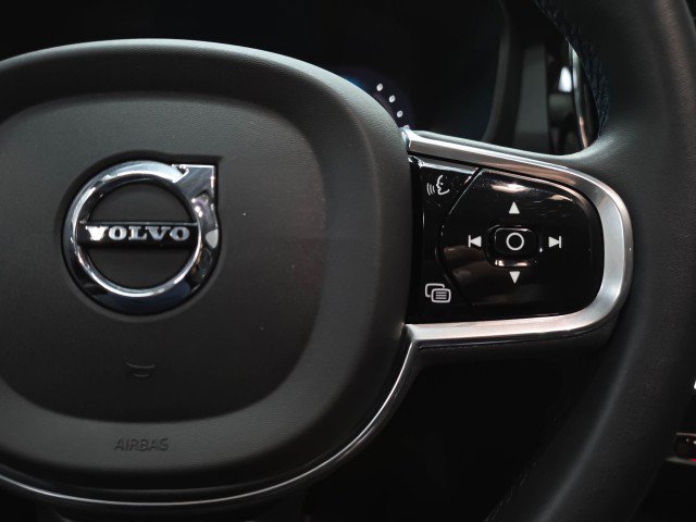 Used 2023 Volvo S60 T8 Plus AWD/4WD image 22
