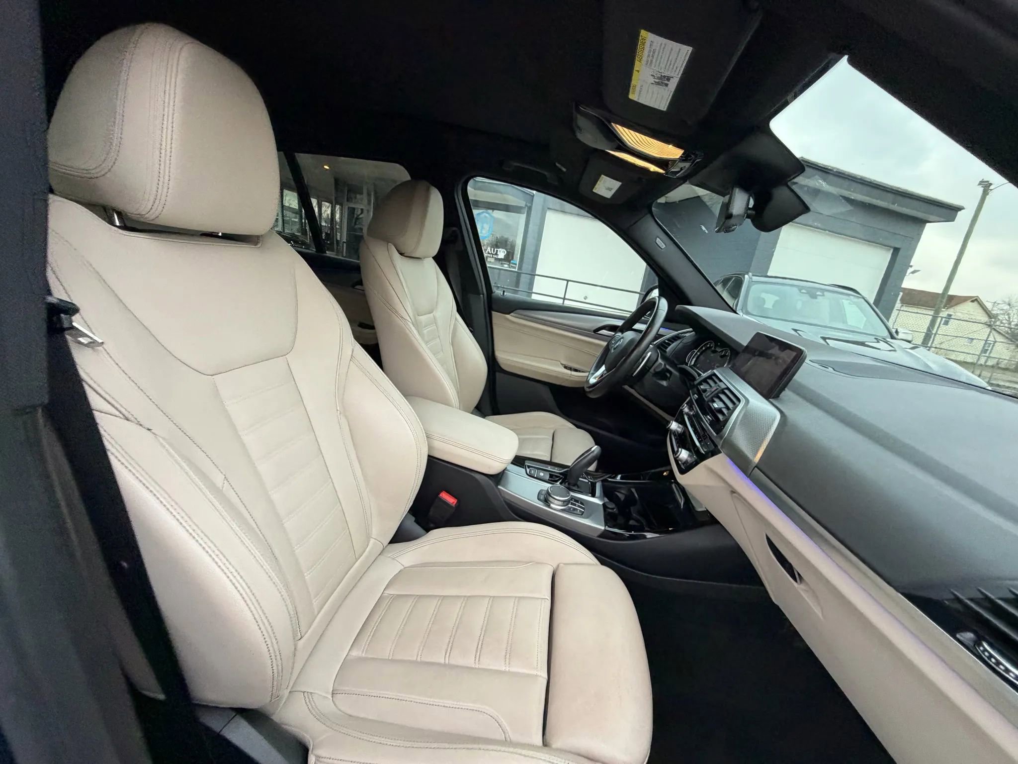 Used 2019 BMW X3 xDrive30i w/ Premium Package Essential image 19